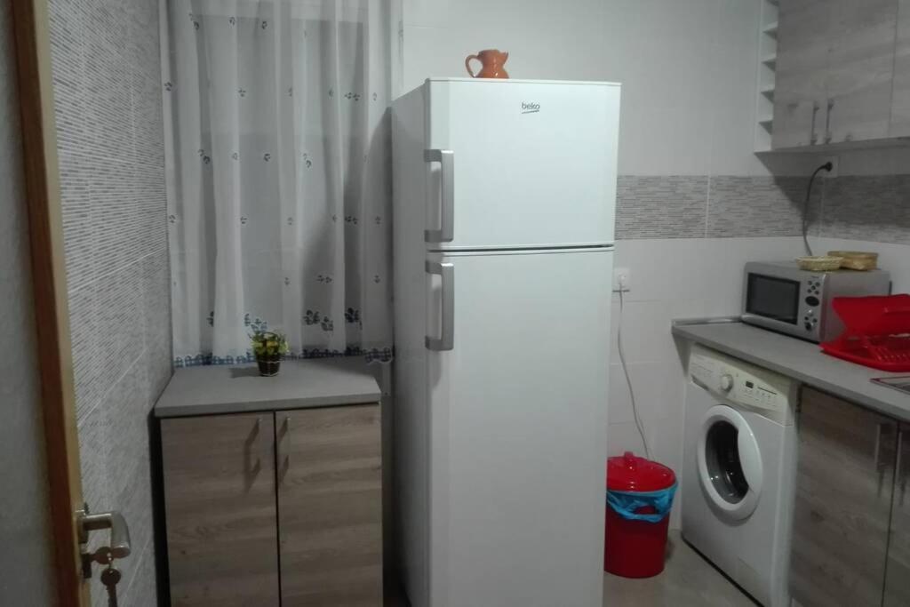 Vivienda Vacacional El Molino Argamasilla De Alba Bagian luar foto