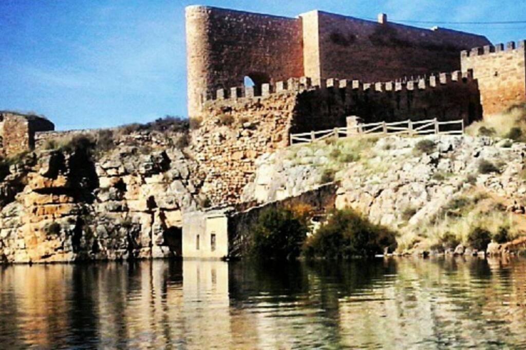 Vivienda Vacacional El Molino Argamasilla De Alba Bagian luar foto
